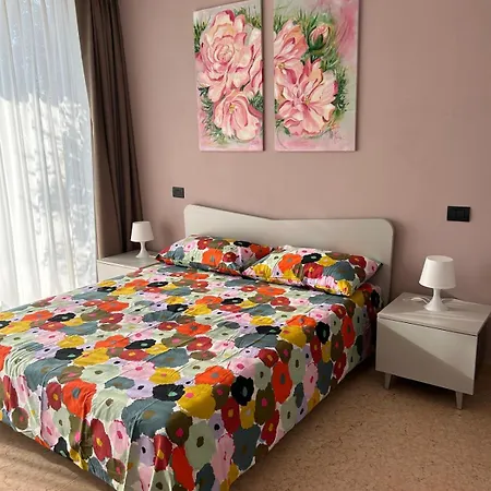 Cinzia-terrazza Panoramica Сasa de vacaciones